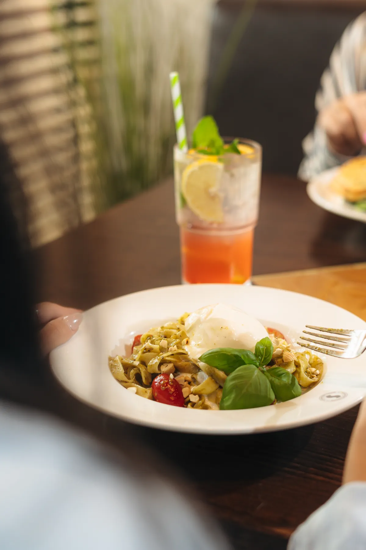 Tagliatelle basilico e pistacchio